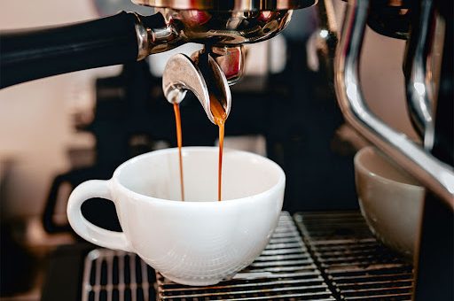 کالیبراسیون آسیاب با مشاهده کرما قهوه